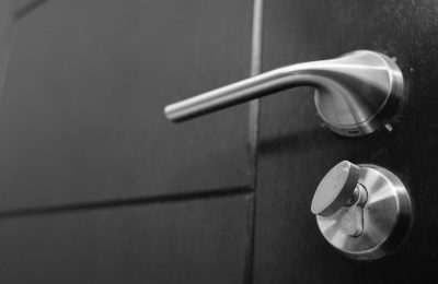 A Beginner’s Guide to the Various Responsibilities of a Locksmith Service